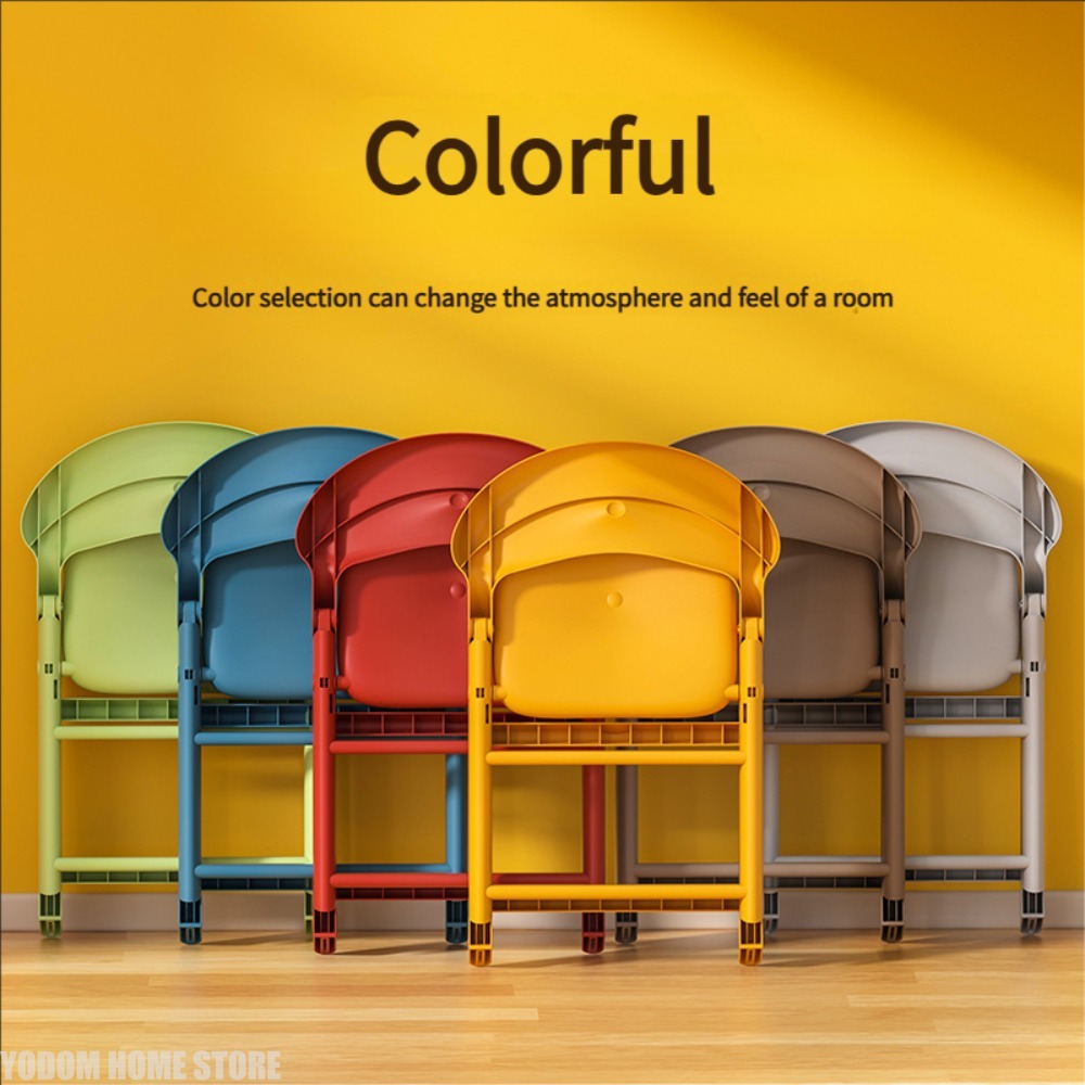 Kids Outdoor Foldable Chair - 子供用カラフルなプラスチック製バックチェア、耐久性があり軽量で折りたたみ可能、持ち運び可能、屋内外で使用可能、幼児、男の子、女の子の誕生日プレゼントに最適