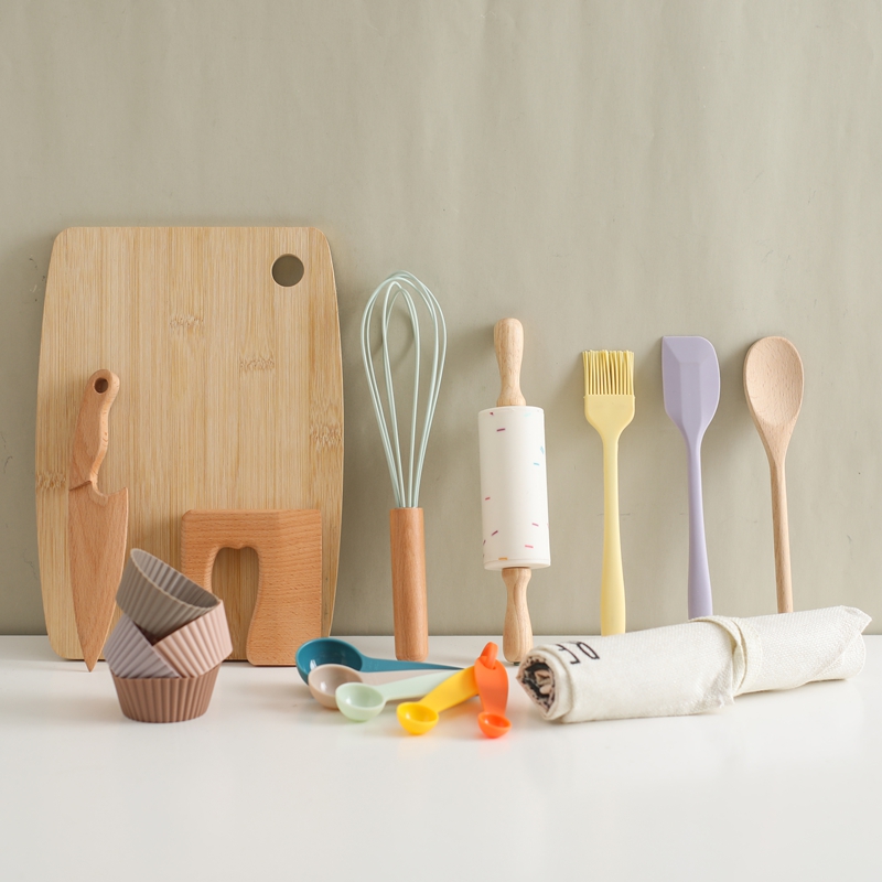 モンテッソーリ子供プレイキッチンセットごっこ遊び調理おもちゃ - Kids Outdoor Kitchen のレビューと価格