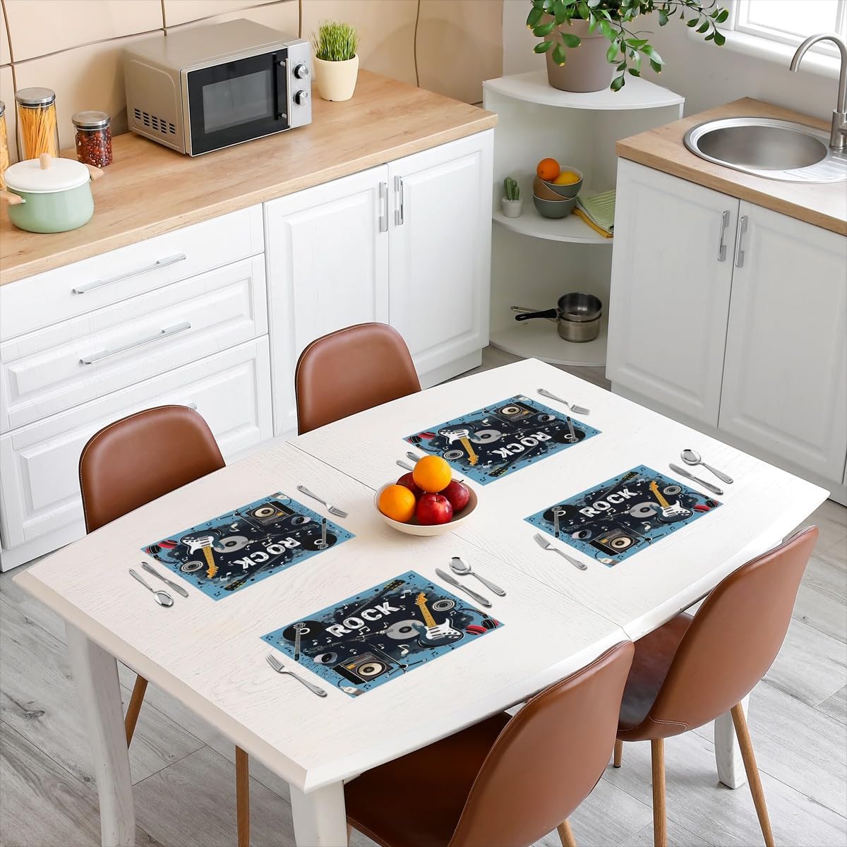 ロック音楽プレースマット 4枚セット 18インチ×12インチ - Kids Outdoor Kitchen のレビューと価格
