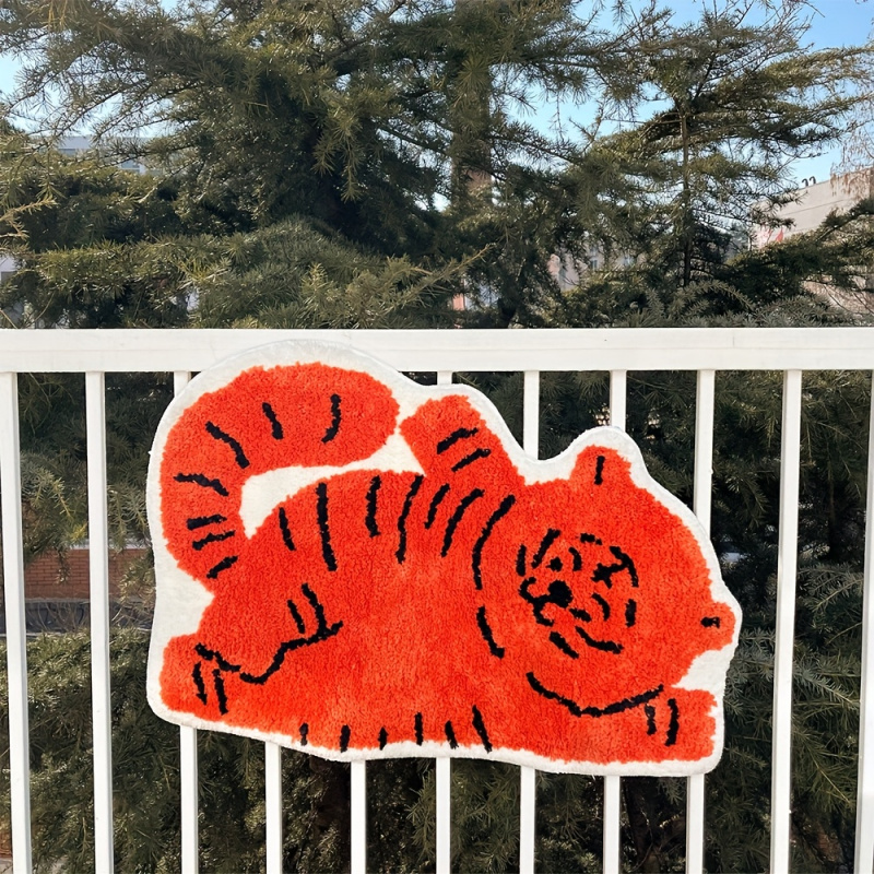VIKAMA かわいい寝そべり猫エリアラグ、柔らかいプラッシ - Kids Outdoor Flooring のレビューと価格