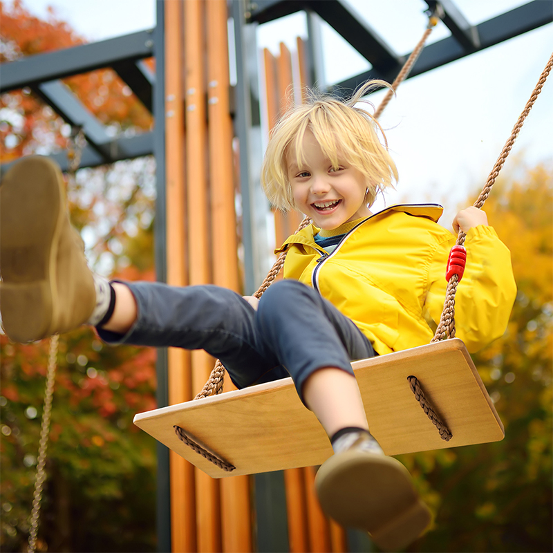 木製ツリースイングシート 室内屋外兼用ロープ木製スイングセッ - Kids Outdoor Swing Set のレビューと価格